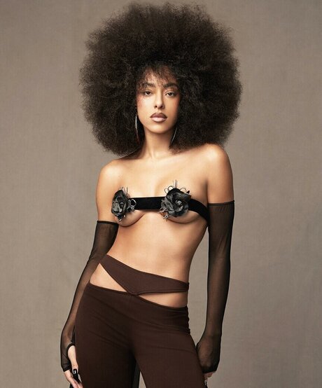 Yara Charry onlyfans explicit content