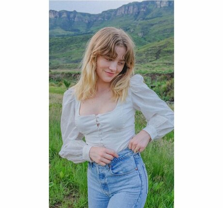 Maddie Hasson only fans nudes