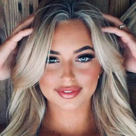 Kamryn Dockery leaked only fans nudes