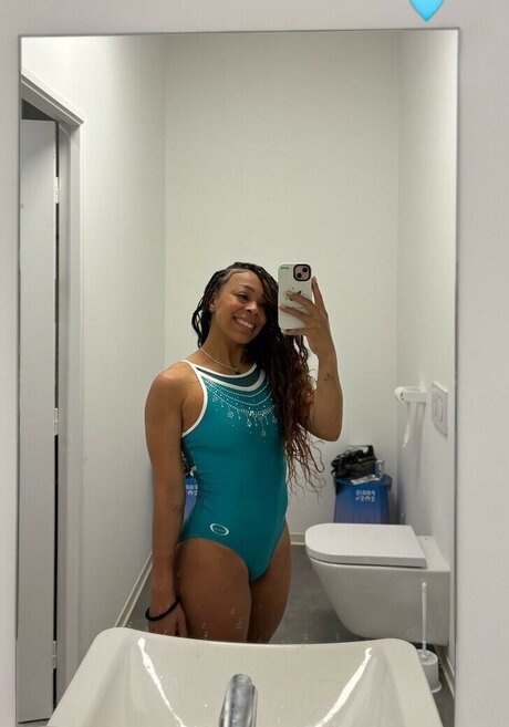 Lorrane Dos Santos leaked onlyfans porn