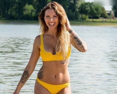 Aline Jost Diraimondo desnuda onlyfans