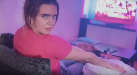 hollaura boobs onlyfans