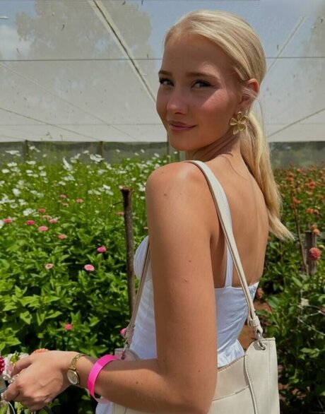 Juliet Small free onlyfans