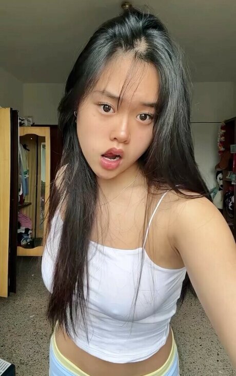 Michela Han onlyfans content type