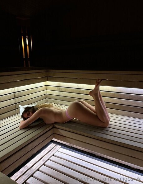 Anna Maligoshika onlyfans boobs