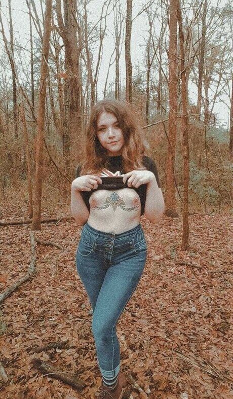 Riley Ramone onlyfans naked