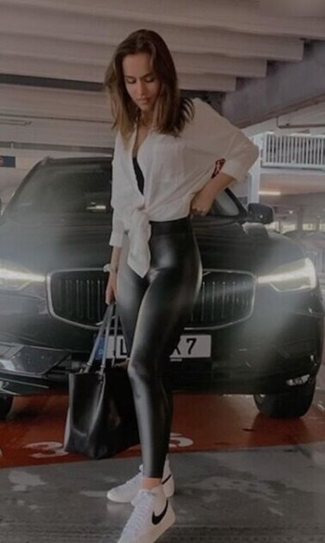 Lisa srmst onlyfans pics nude