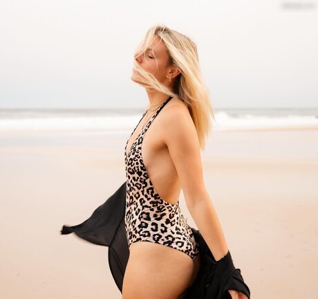 Emmi Schmidt onlyfans porn leak