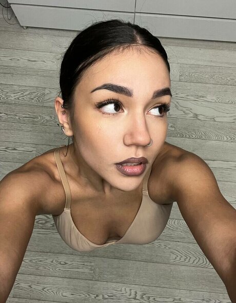 Yashankulova sexy onlyfans