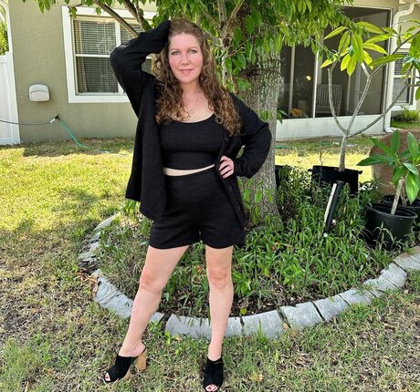 Cheryl Hawks leak onlyfans nude