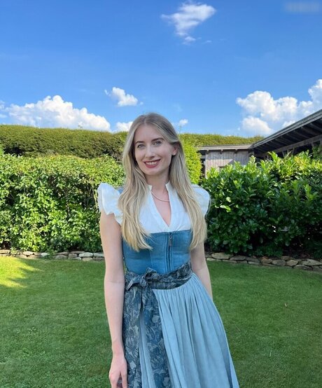 Empresslaurasophie naked onlyfans