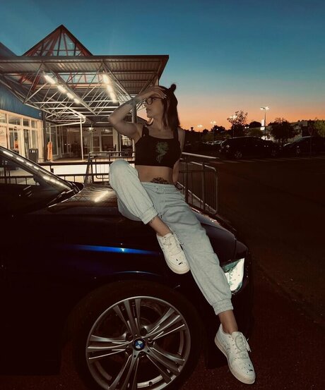 Harley Benz onlyfans photo