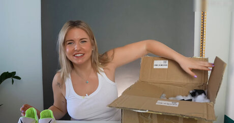 KellyMissesvlog onlyfans nudes leak