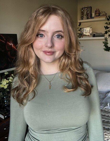 Krysttl onlyfans nude leaks