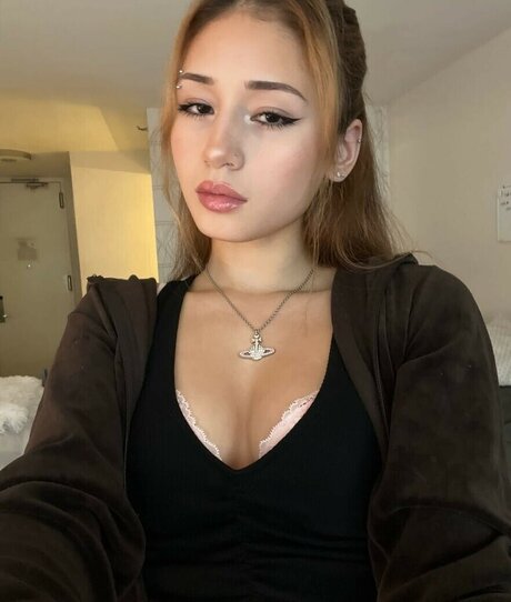 Emilykr0pp Profile pic