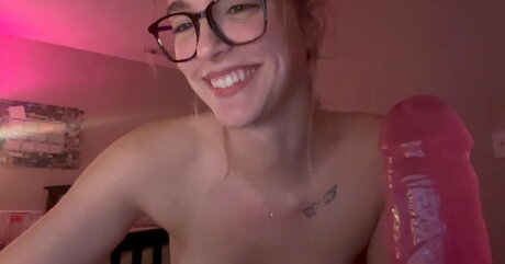 Lunaontheway onlyfans porn leak