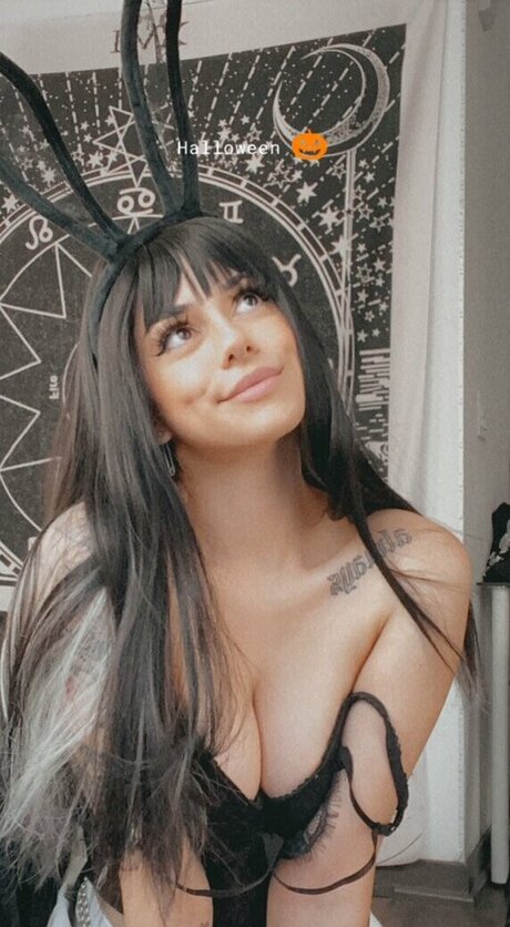 Ne0nprincess onlyfans boobs