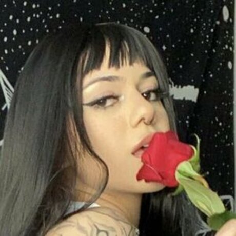 Ne0nprincess only fans naked