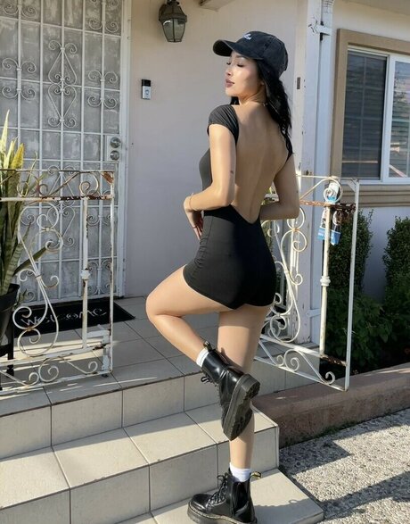 Joyce Htet only fans sex