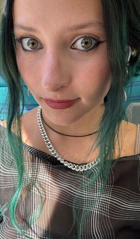 Jamie Lou Stenzel onlyfans tits