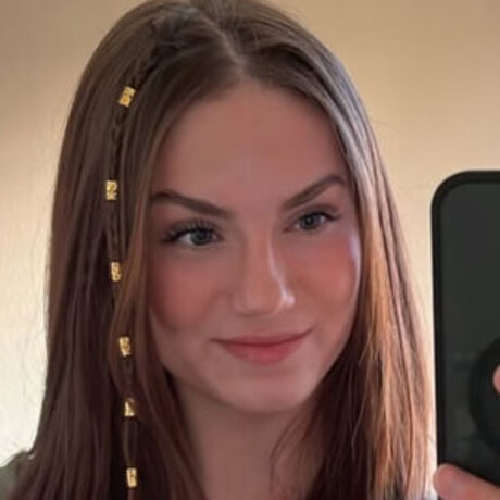 Lea Viktoria onlyfans keak