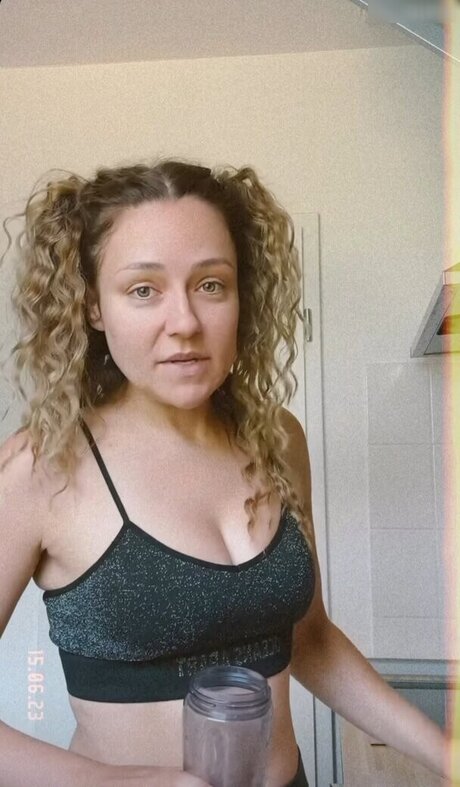 Regina Hixt nude onlyfans leaks