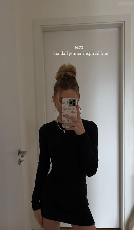 Lea Peach onlyfans joi