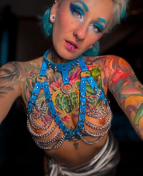 Therealcherryqueen nudes only fans