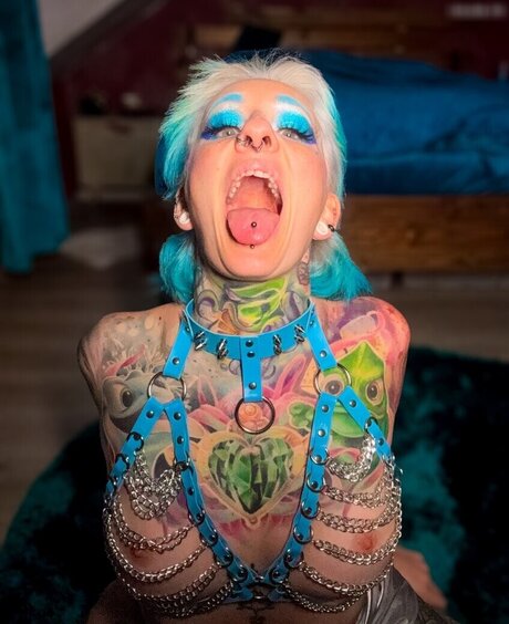 Therealcherryqueen nude onlyfans porn