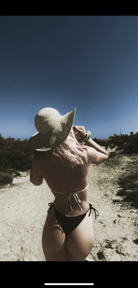 Lili Hamann nude onlyfans pics