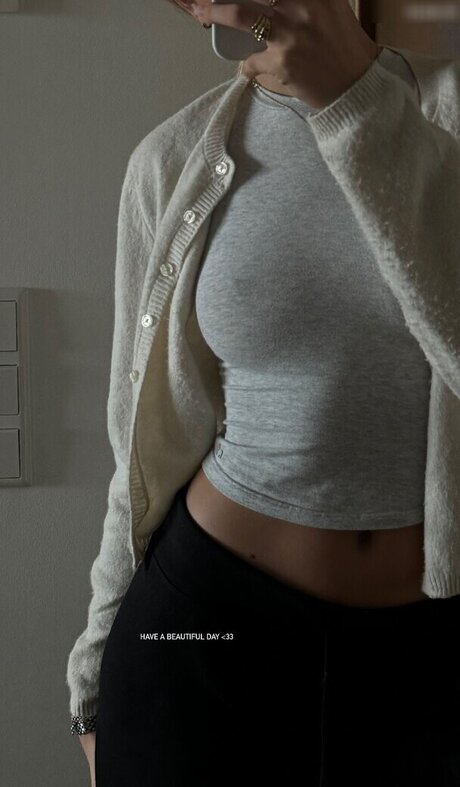 Lili Hamann onlyfans xxx