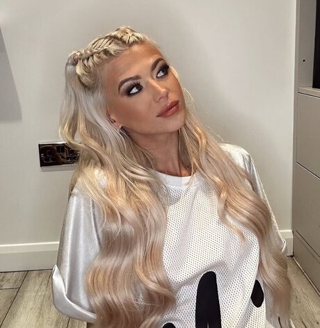 Danielle Harold onlyfans xxx