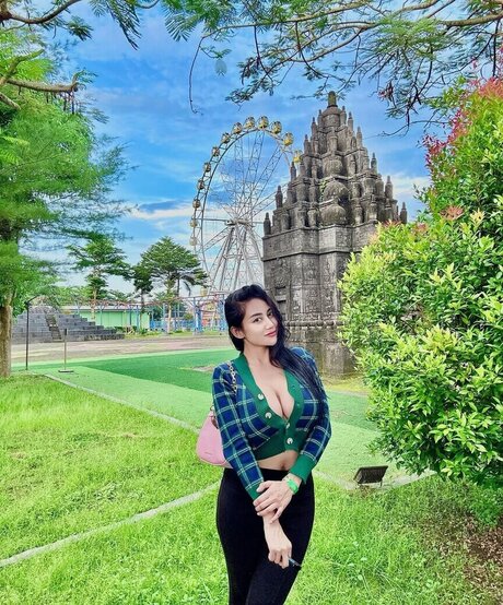 Pamela Safitri onlyfans keak