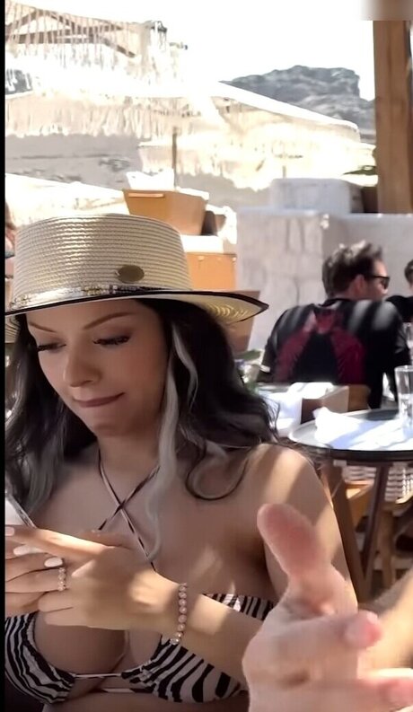 Emily Furz onlyfans leak porn