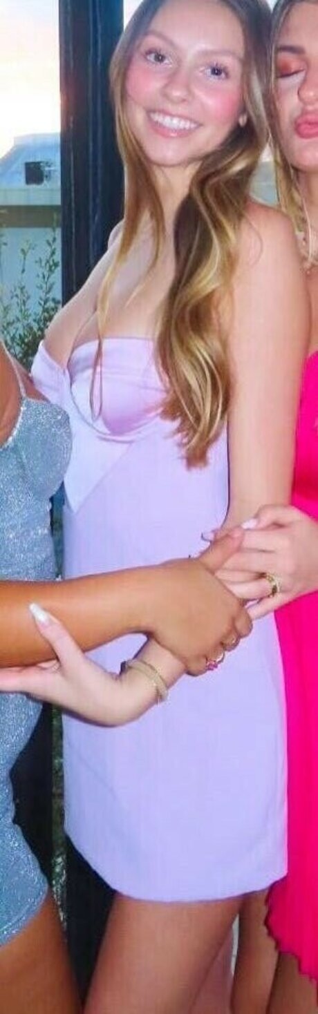 Mia Steele onlyfans leaked pictures