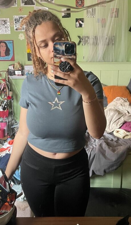 Lexcova onlyfans post