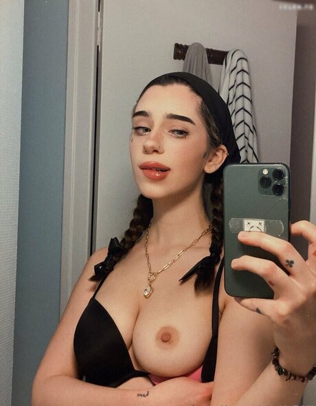 Joseline Kelly nude onlyfans leak