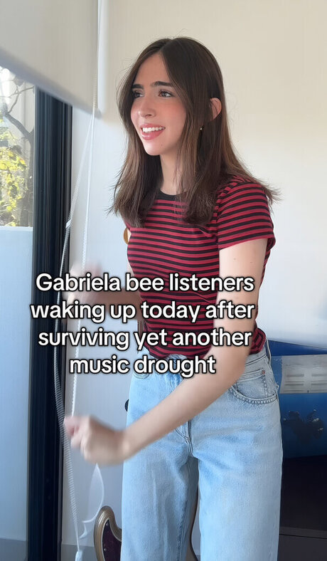 Gabriela Bee Profile pic