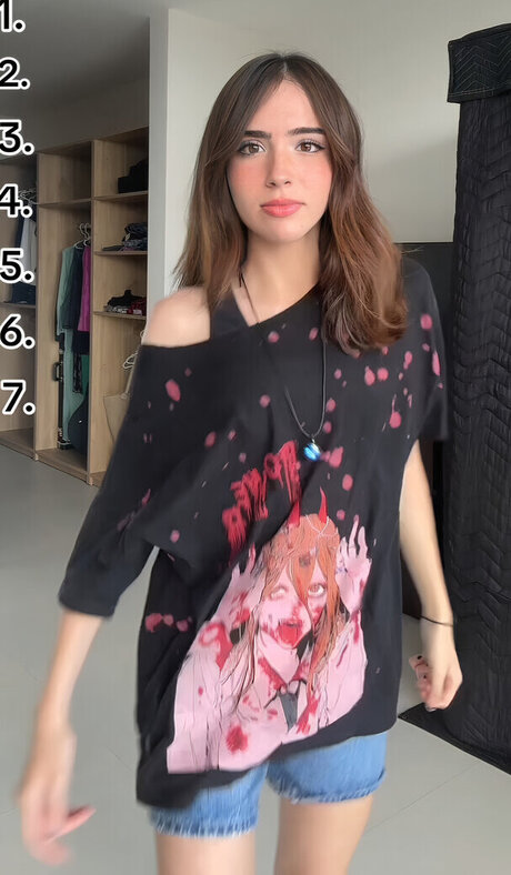 Gabriela Bee onlyfans sexy