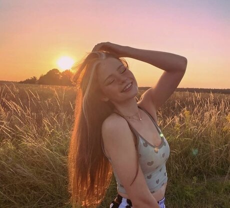 nadinebreaty nude leaks onlyfans