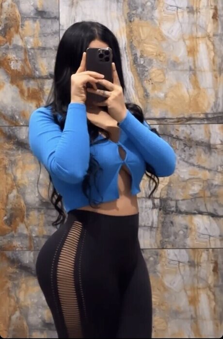 Melek Azad onlyfans nudes