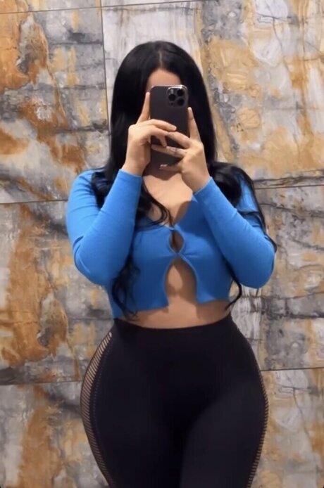 Melek Azad onlyfans free