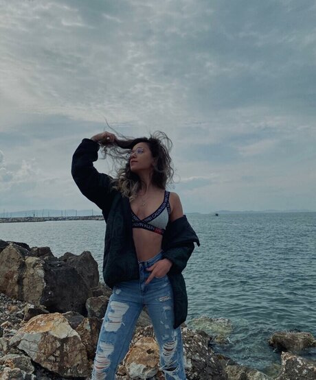 Ebrukzlyr onlyfans pictures