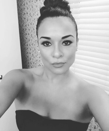 Alisa Reyes onlyfans pictures