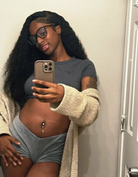 lauryntierre onlyfans leaks sex