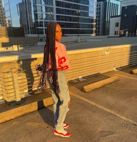 lauryntierre onlyfans nudes leak