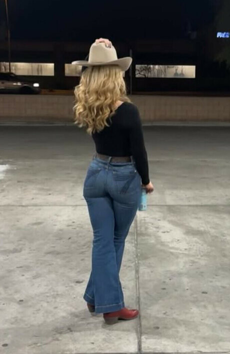 Jordan Blue onlyfans public photos