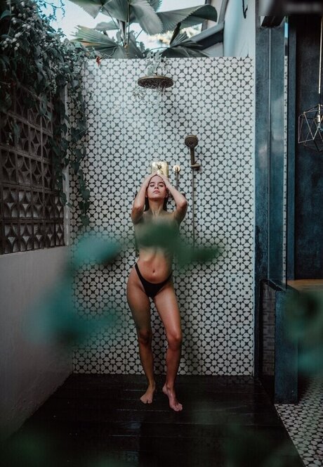 Emily Nicole Levy onlyfans sextape