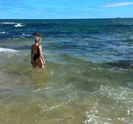 Leticia Colin onlyfans sex leaked