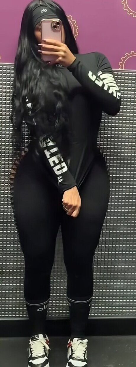 Yinett Baez onlyfans lesk